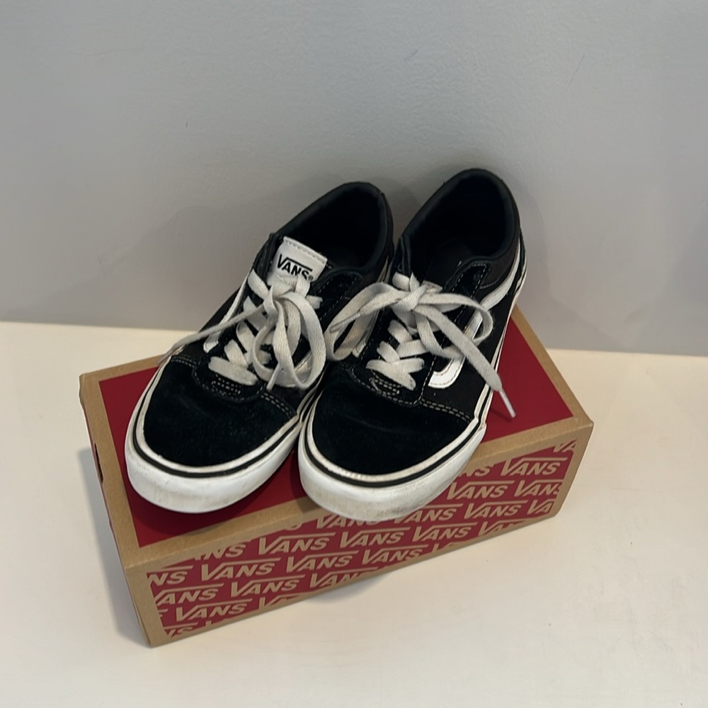 VANS Ward Old Skool Lace Up Sneaker Size 3 Youth
